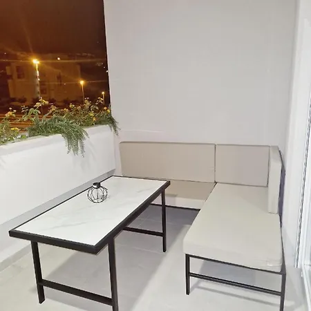 Apartment Mare With Terrace